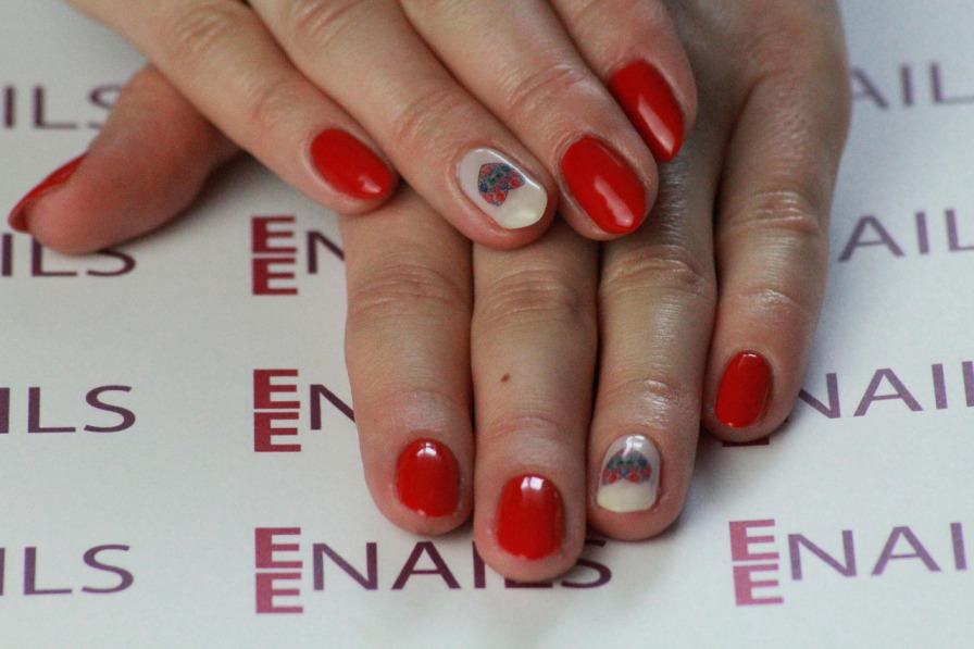 manicure closeup